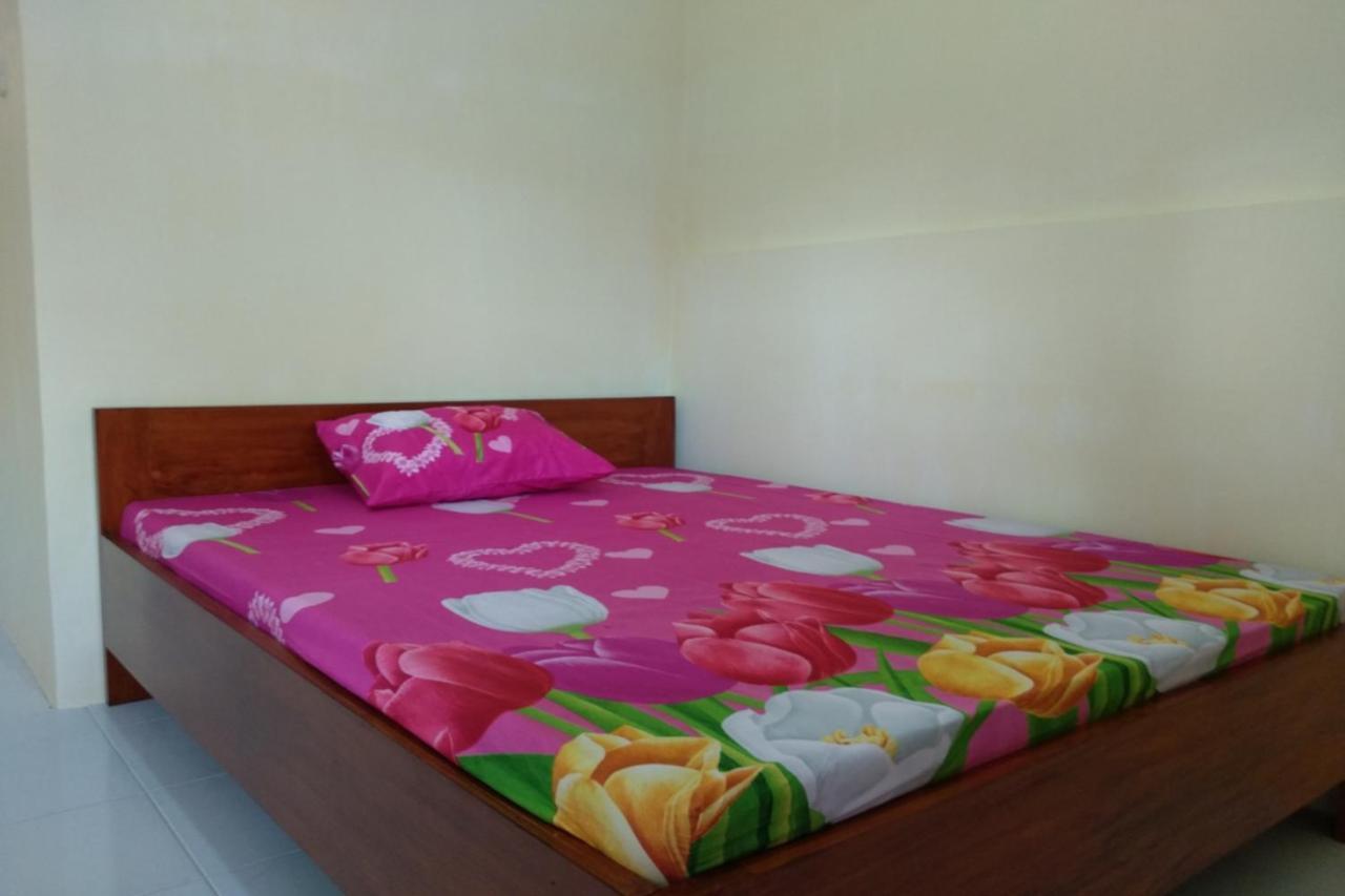 Kelapa Gading Homestay Syariah Redpartner Banyuwangi  Dış mekan fotoğraf